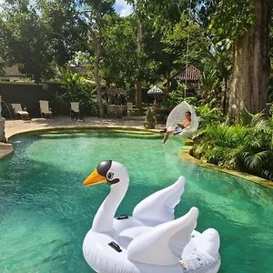 Aldeamento Turístico Rasasvada, Uluwatu